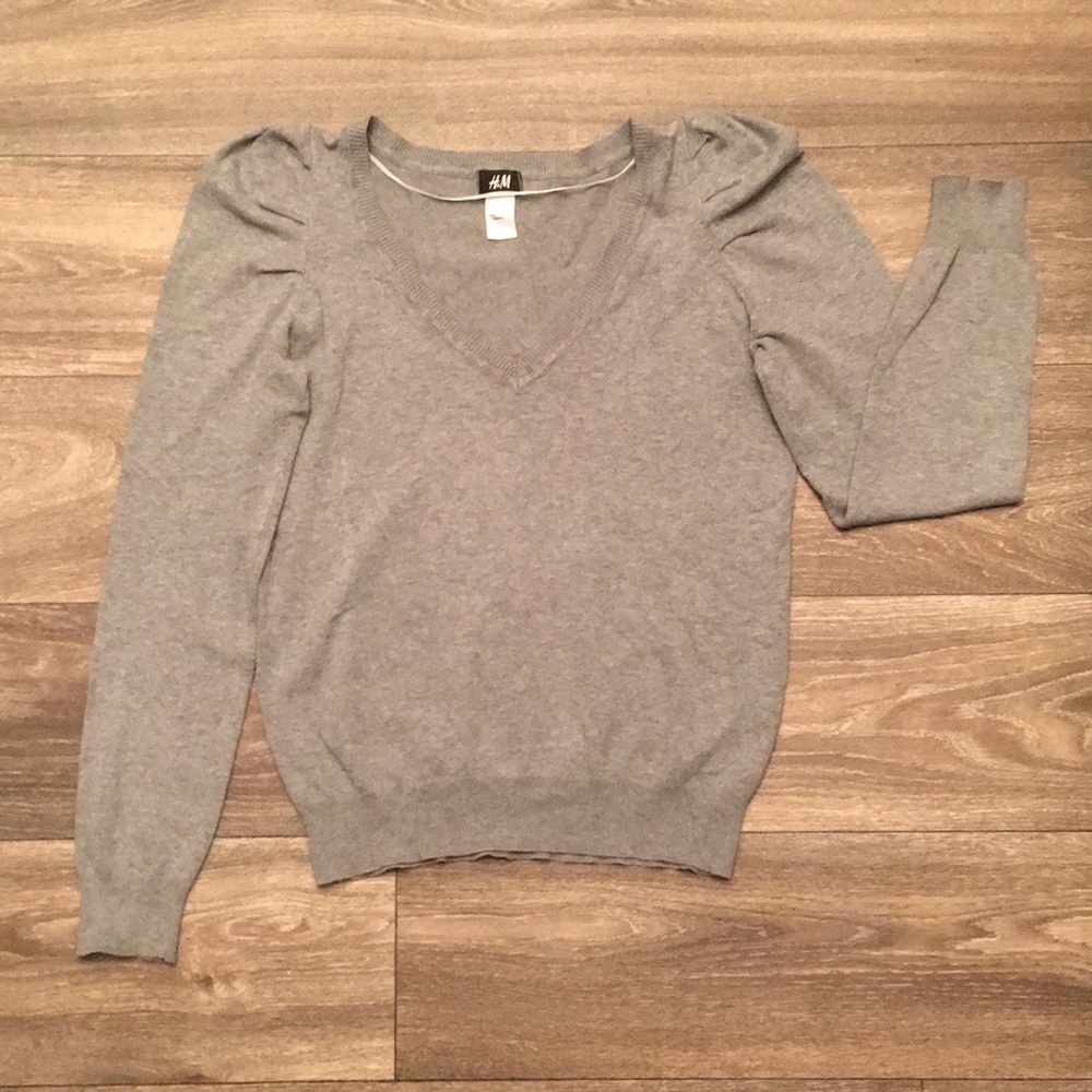 Gray  shoulder ruffles long sleeve
